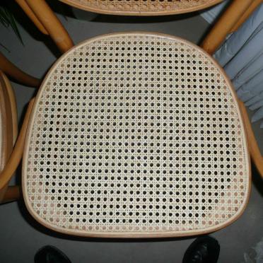 oprava pletenej stoličky